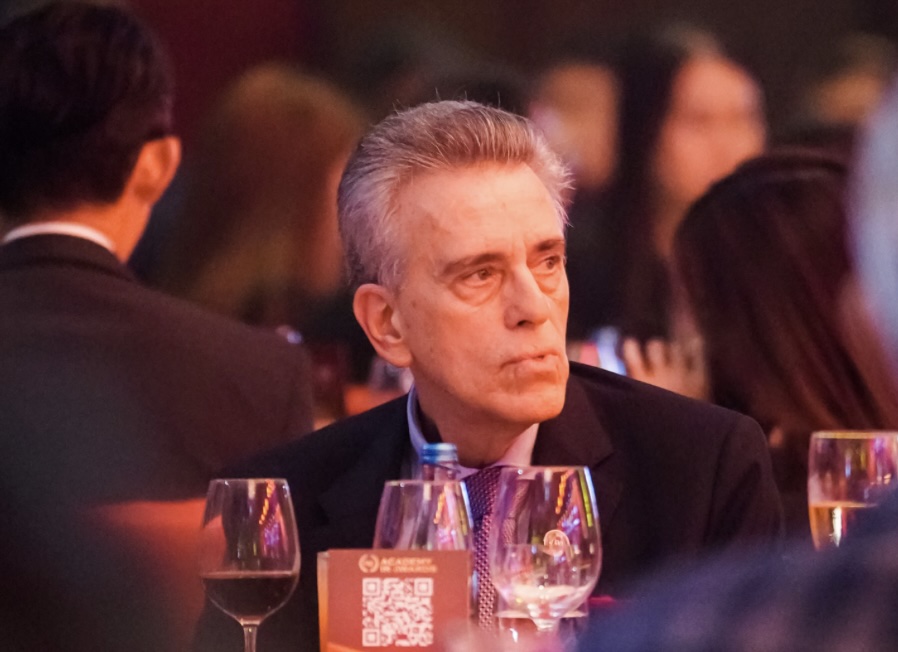 Dennis Andreaci（デニス・アンドリアチ）氏、2025年12月31日に引退決定