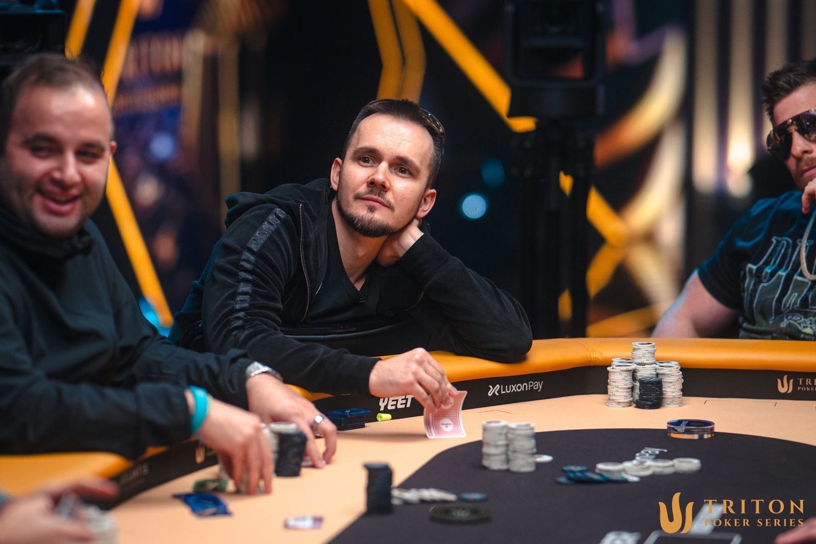 Triton Invitational $250Kトーナメント最終テーブルバブルでの痛恨のミスとは？