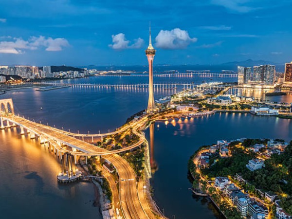 マカオのカジノ業界、2026年に収益より利益が急成長へ