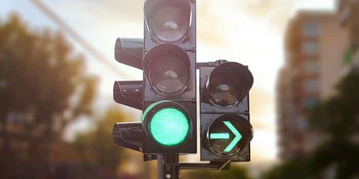 メイン州知事、部族によるオンラインカジノ運営を許可する法案に署名